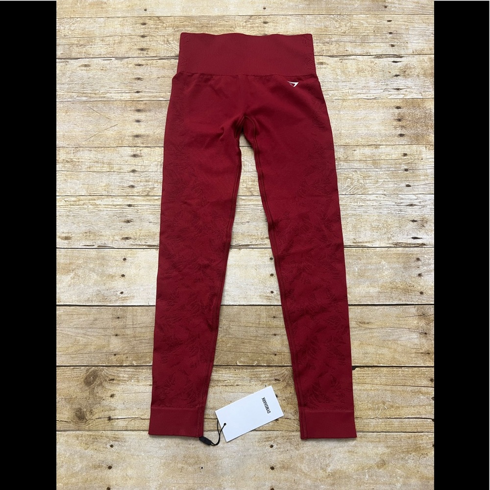 NWT Gym Shark Studio Leggings Burgundy red